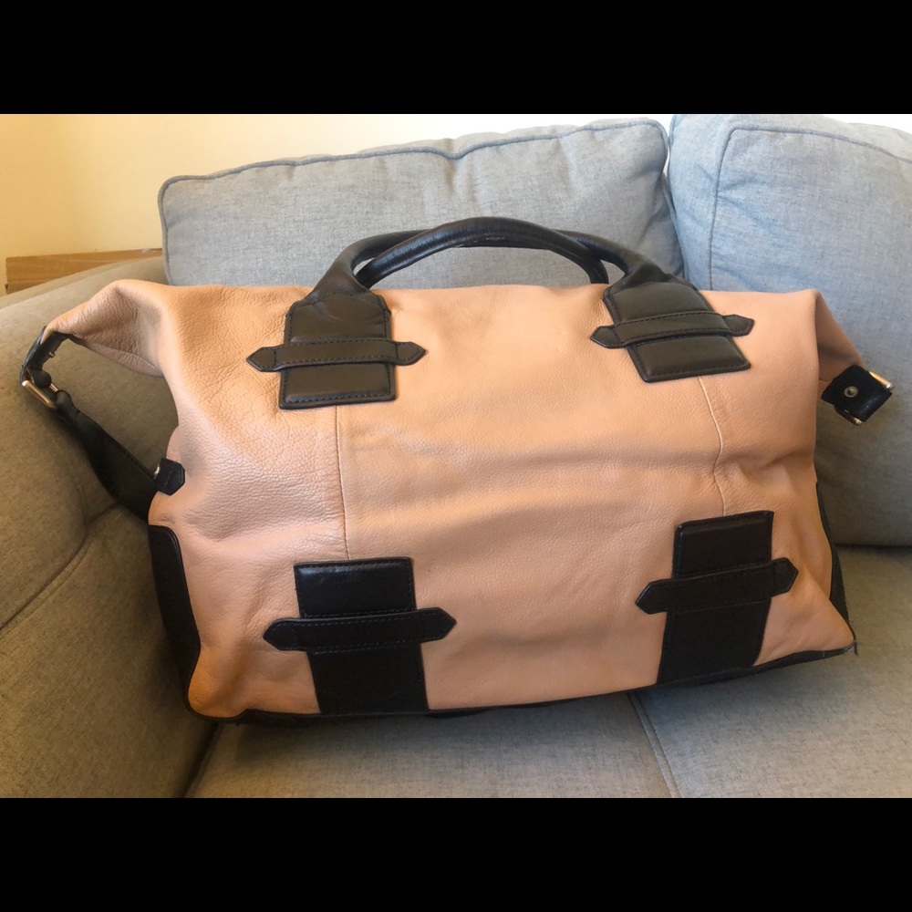COPY - Allibelle XL Pinkish Beige/Black Shoulder Tote